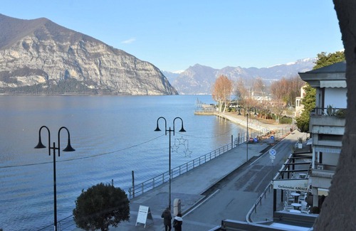 Iseo Apartment | Cosy apartment for 6 guests with A/C, WIFI and TV