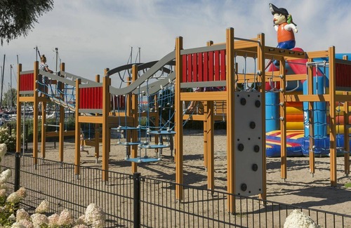 Dordtse Biesbosch Apartment | Cosy apartment for 6 people with WIFI, TV, terrace and parking