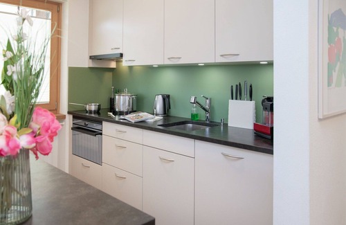 Falera Apartment | Cosy apartment for 6 people with WIFI, pool, TV, balcony and panoramic view