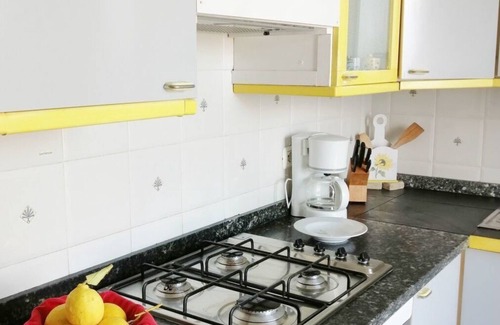 Pantai Apartment | Cosy apartment for 6 people with WIFI, TV, terrace and pets allowed
