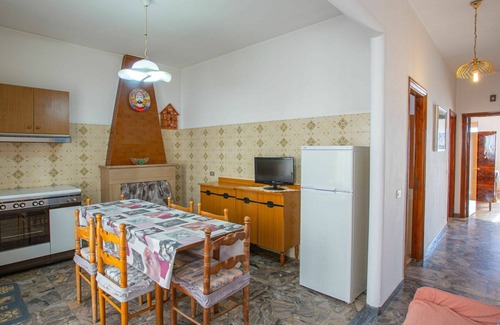 Peschici Apartment | Cosy apartment for 7 people with WIFI, TV, terrace and pets allowed