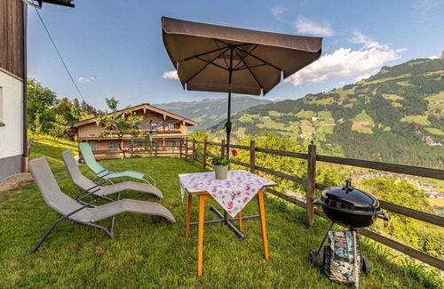 Hippach-Schwendberg Apartment | Cosy apartment for 8 people with WIFI, TV and patio