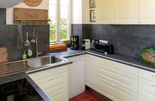 Galeria Apartment | Cosy apartment for 8 people with WIFI, pool, A/C, TV and terrace