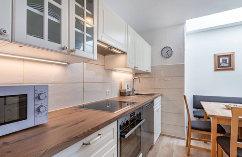 Sankt Urban Apartment | Cosy apartment for 6 people with WIFI, terrace and panoramic view