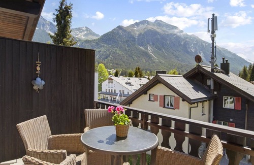 Lenzerheide Apartment | Cosy apartment for 4 people with WIFI, TV and balcony