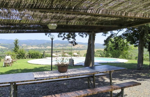 Montecatini Val di Cecina Apartment | Cosy apartment for 4 people with WIFI, pool, patio, pets allowed and parking