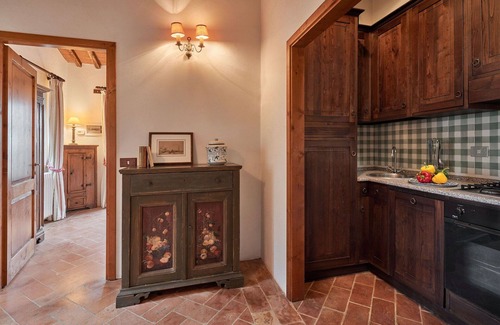 Umbertide Villa | Cosy apartment in villa for 4 people with pool, WIFI, A/C and TV