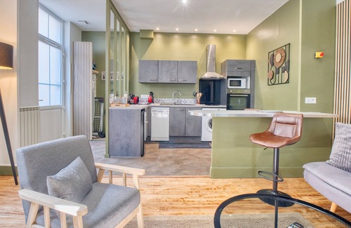 Eymet Apartment | Cosy Apartment in Eymet – Air-Conditioned, for 2 People, Steps from Restaurants and the Village