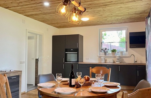Grafenhausen House | Cosy apartment in villa for 6 people with WIFI, TV, terrace and parking