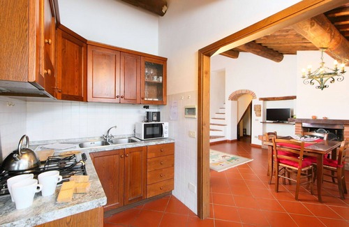 Rapolano Terme Villa | Cosy apartment in villa for 5 guests with pool, WIFI, TV and patio