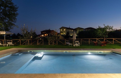 Larciano House | Cosy apartment in villa for 2 people with pool, A/C, WIFI and TV