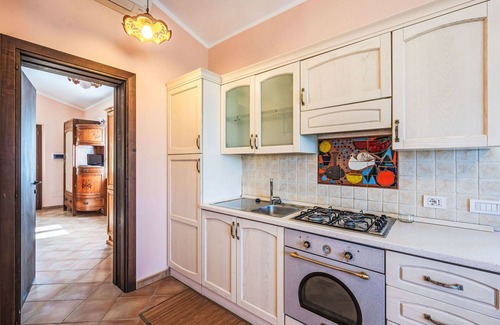 Lidarno Villa | Cosy apartment in villa for 4 guests with pool, A/C, WIFI, TV, patio and pets allowed