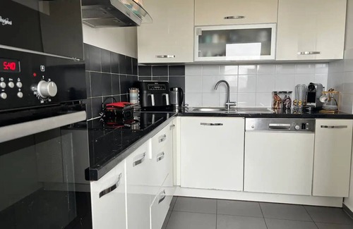 Petit-Ivry Apartment | Cosy apartment just outside Paris