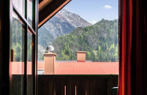 Huben Apartment | Cosy apartment near the ski bus to Sölden