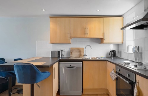 Newquay Apartment | Cosy Apartment, Parking, Central Newquay