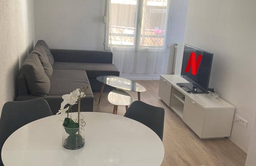 Poteries Apartment | Cosy apartment Strasbourg, Gare, Zénith.