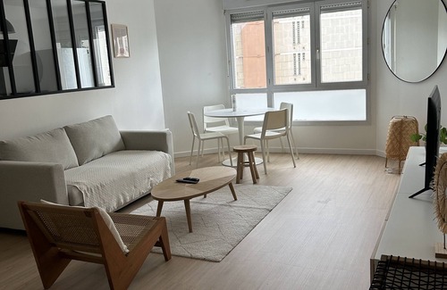 Asnieres-sur-Seine Apartment | Cosy Appartement Proche de Paris