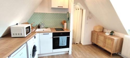 Evreux Apartment | Cosy appartement, parking gratuit proche centre