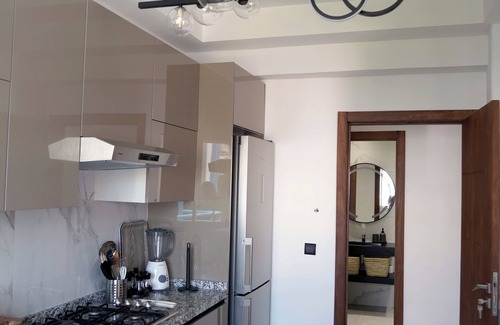 Martil Apartment | Cosy Apprtment with view on swimming pool and mountains