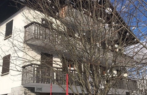 Les Gets Apartment | Cosy Apt for 4, Wi-Fi, Balcony, Near Ski Slopes & Village - Les Gets