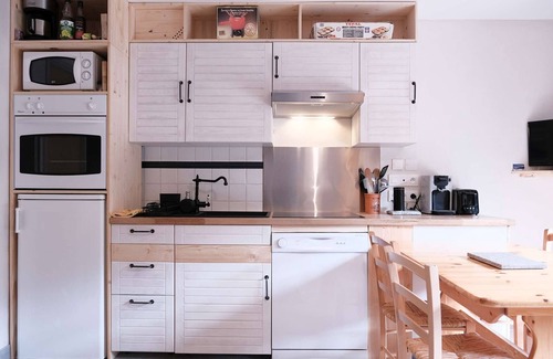 Areches Apartment | Cosy Apt with Pool Access, Near Slopes & Shops, Sleeps 3