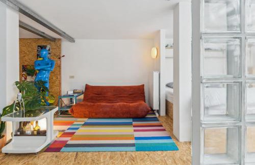 Stationsbuurt Zuid Apartment | Cosy art studio near station with bikes and garden