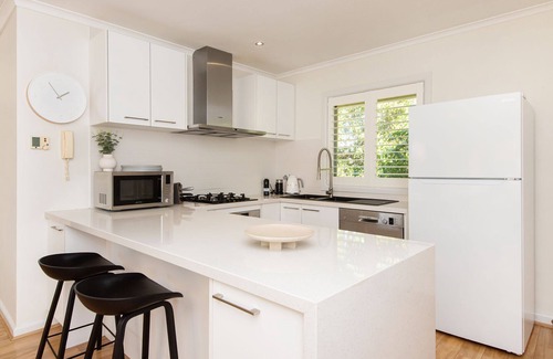 Brighton Apartment | Cosy Brighton Apartment close to Church St