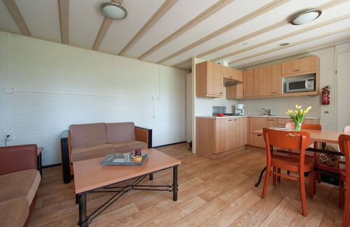 Arcen House | Cosy bungalow with microwave, in the middle of De Maasduinen