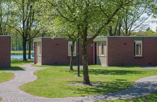 Arcen House | Cosy bungalow with microwave, in the middle of De Maasduinen