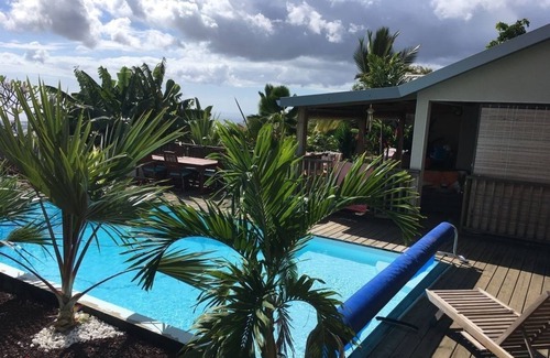 Bois de Nefles House | Cosy bungalow with pool overlooking the ocean ☀️🌴