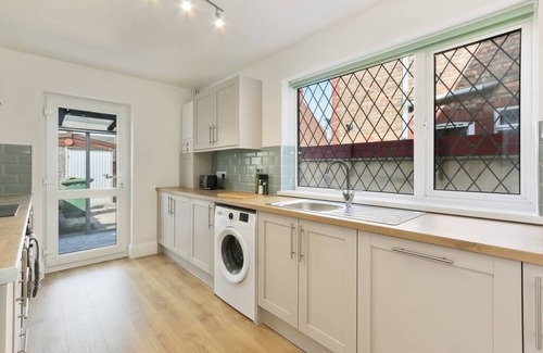Grimsby House | ✨ Cosy Central Grimsby House 🏡 | Perfect for Contractors 🔧 | Free Parking 🚗
