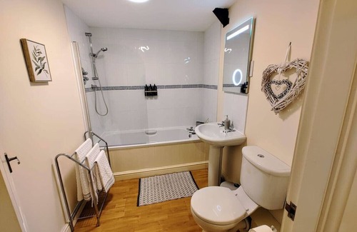 Nantwich Apartment | Cosy Central Modern Apartment