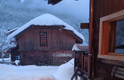 La Chapelle-d'Abondance Ski Chalet | Cosy chalet, la Chapelle d'Abondance, Portes du soleil, France, sleeps 12,