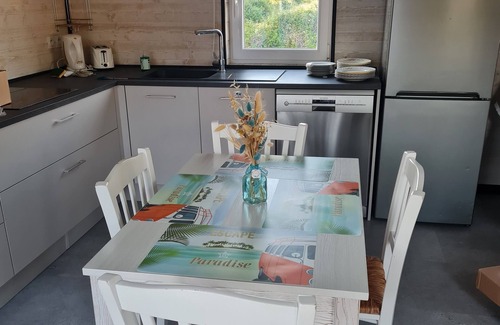 Talais Ski Chalet | Cosy chalet 5 minutes from the beach in a family residence in Soulac-sur-Mer