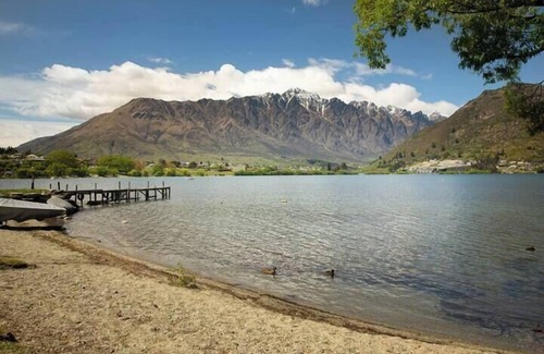 Frankton Apartment | Cosy & Comfortable Studio Marina 203a