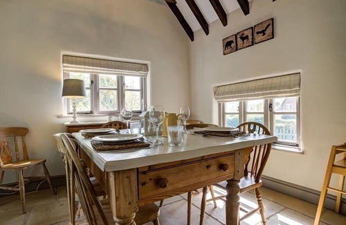 Salisbury Cottage | Cosy Cot, SALISBURY