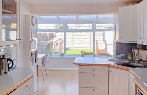 Cheltenham Cottage | Cosy Cotswolds House