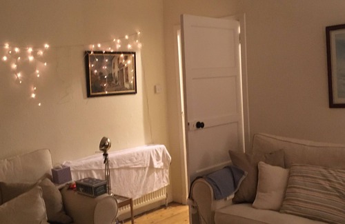 Crieff Cottage | Cosy cottage in glorious countryside -sleeps 4+1 child.