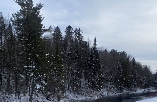 Wentworth-Nord Cottage | Cosy cottage located in the Laurentides region of Quebec