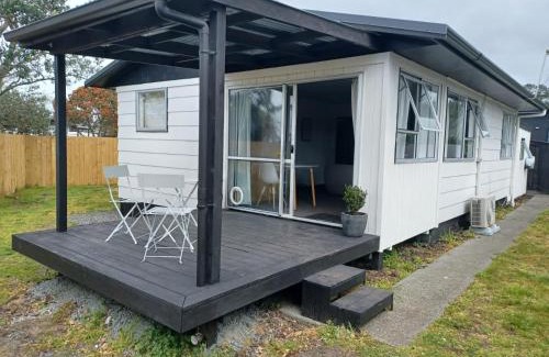 Ruakaka House | Cosy Cottage