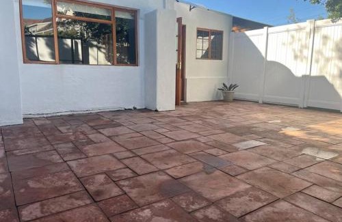 Claremont Villa | Cosy Cottage on Newlands Rd