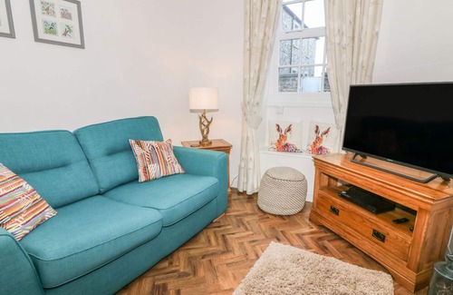 Kirkby Lonsdale Cottage | COSY COTTAGE, pet friendly in Kirkby Lonsdale