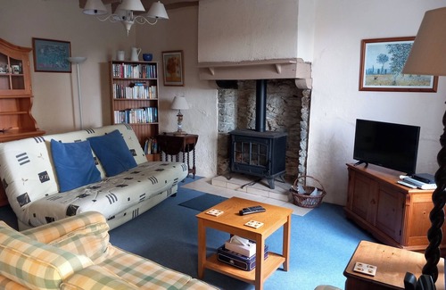 Kerfourn Cottage | Cosy detached stone cottage with garden and parking