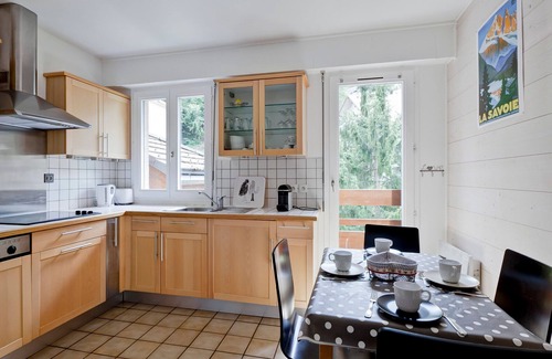 Brides-les-Bains Apartment | Cosy duplex 2 bedrooms with balcony, parking and WiFi