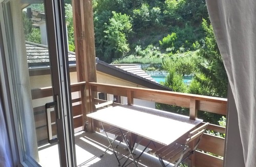 Brides-les-Bains Apartment | Cosy duplex 2 bedrooms with balcony, parking and WiFi