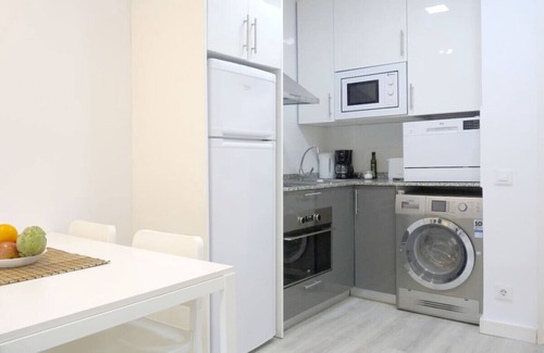Collblanc y La Torrassa Apartment | Cosy Marbarcelona apartments 11