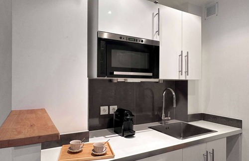 Necker Apartment | Cosy family flat with lift in Paris for 6 people