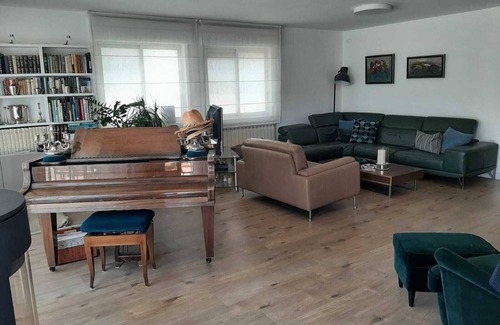 Meqor Hayyim Apartment | Cosy family penthouse with 2 large terraces