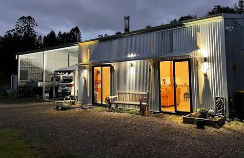 Harper Creek Other | Cosy farmhouse on 110 acres with forest and creeks