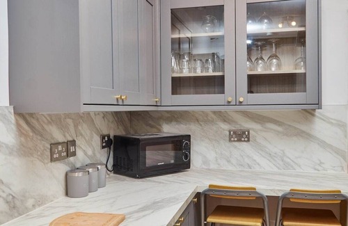 Cullercoats Apartment | Cosy Flat By the Coast